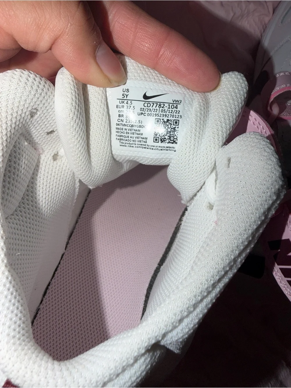 Nike sporty mid
